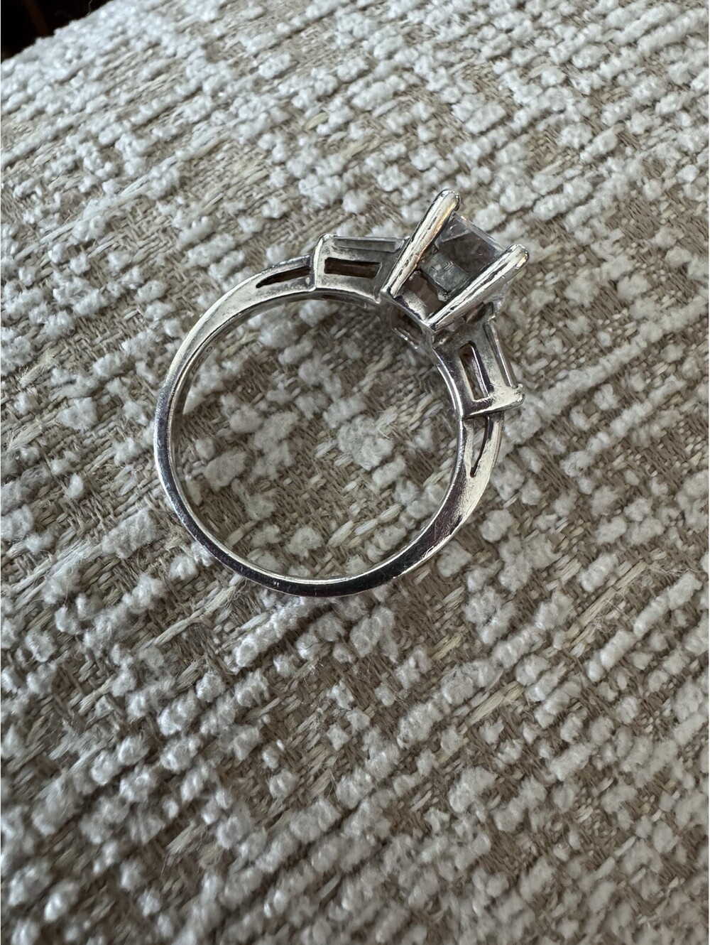 925 Sterling Silver Emerald Cut Simulated Travel Ring Size 8 - Picture 6 of 7